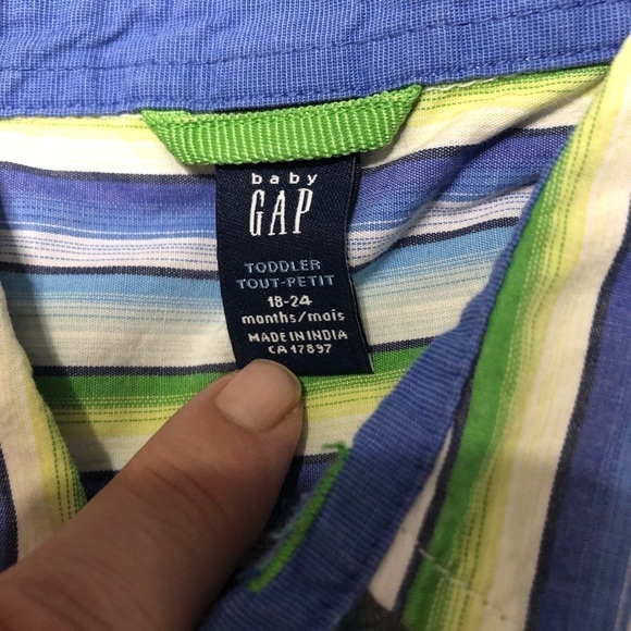 GAP / ROOTS OUTFIT Striped Shirt + Cargo Pants + Crew Sweatshirt - Picture 6 of 9